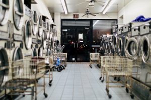 Pros and Cons of Owning a Laundromat