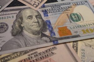 Passive income dollar bills cash
