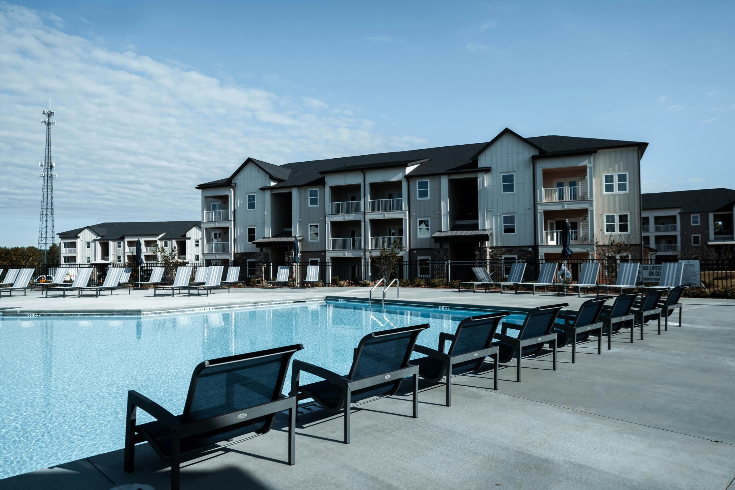 How Much Does It Cost To Build a Apartment Complex? (2025)
