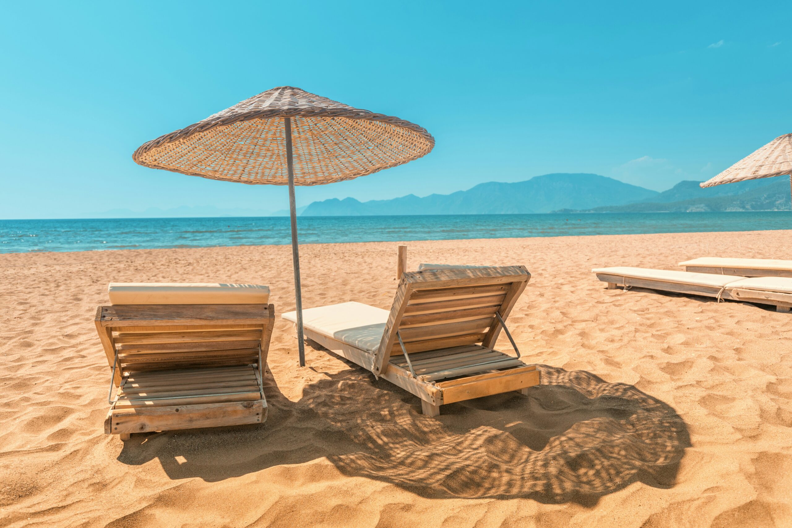 Build Income That Doesn’t Rely on You: How to Make Work Optional