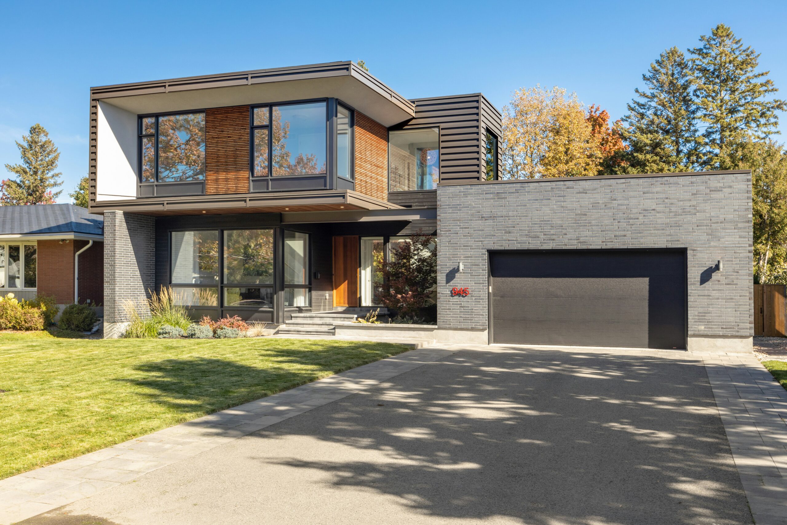 How to Avoid Capital Gains Tax on Real Estate Sales