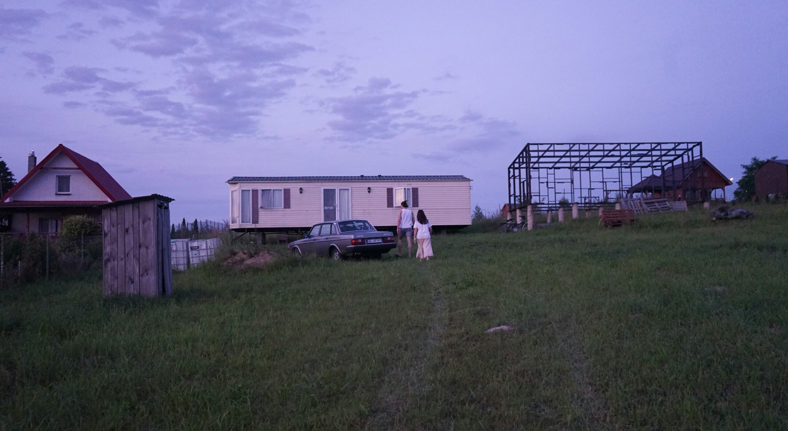 How Long Do Mobile Homes Last? Lifespan, Durability, Value
